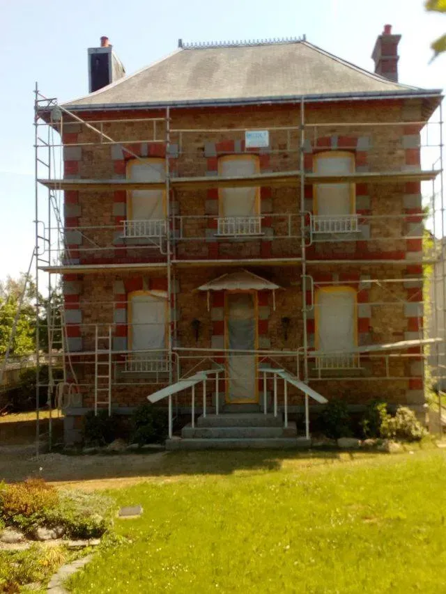 Rénovation immobilière près de Courson
